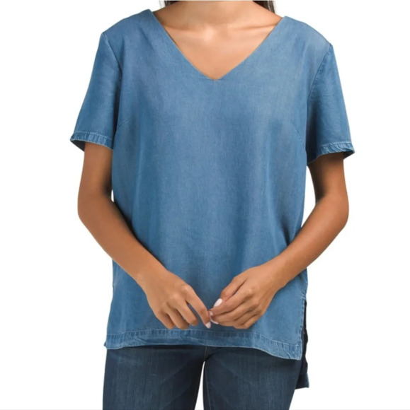 Ellen Tracy 100% Tencel Light Blue Denim V-Neck Cutout Short Sleeves Top Size 1X - Picture 13 of 14